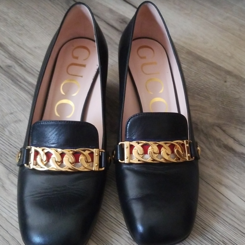 Black Gucci leather  loafers